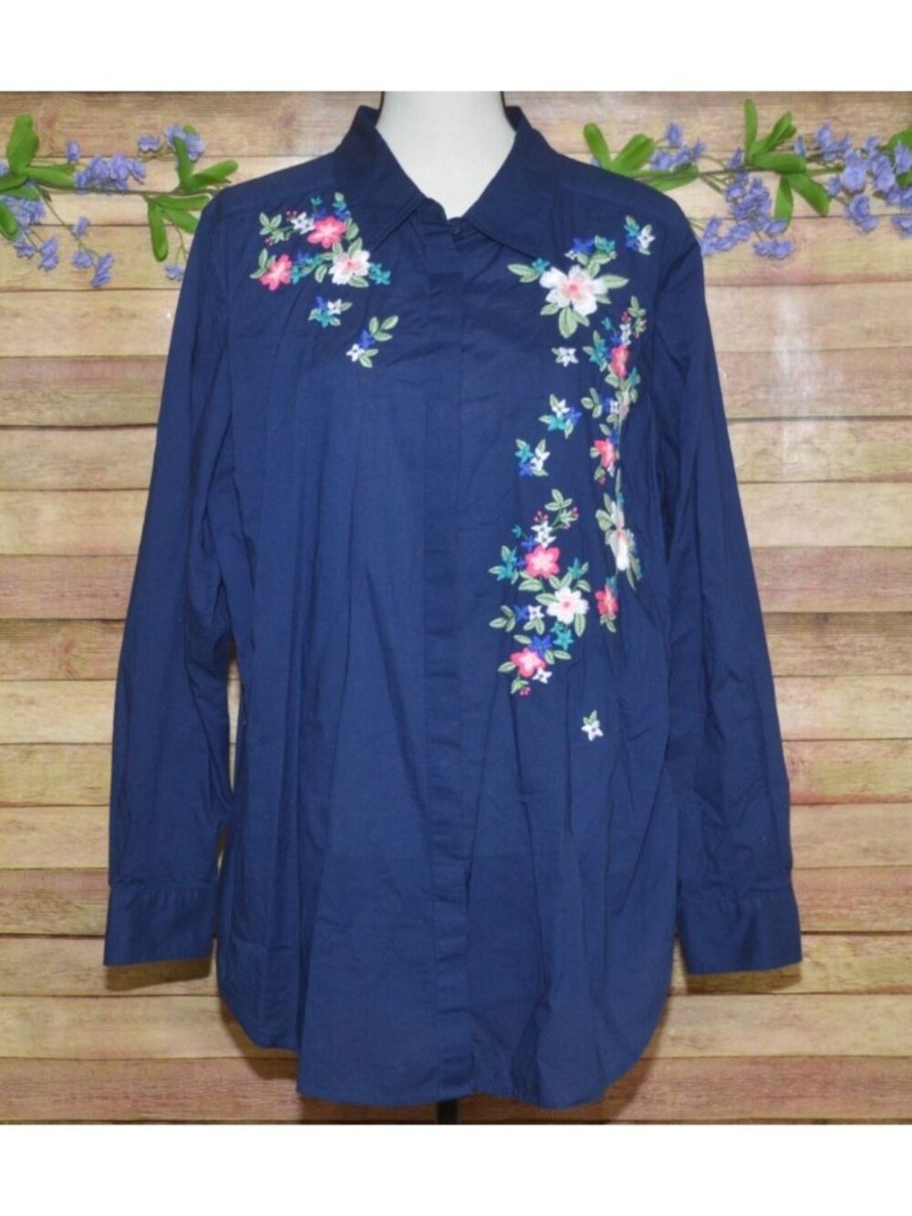 Liz Claiborne Cotton Blue Button Up Embroidered Floral Blouse Top Plus Size 1X